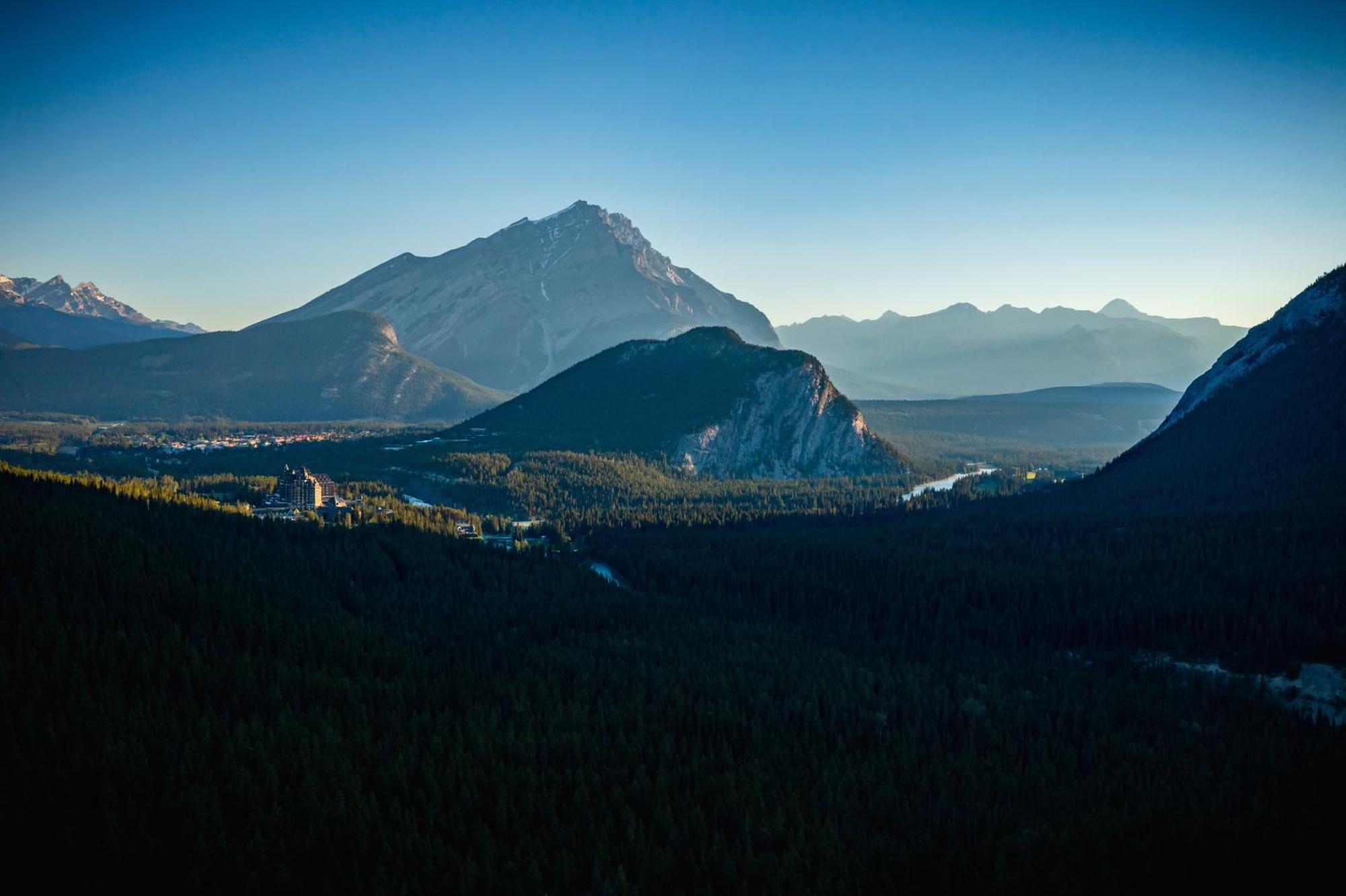 One-Bedroom Rimrock Vista View King Suite Private Terrace